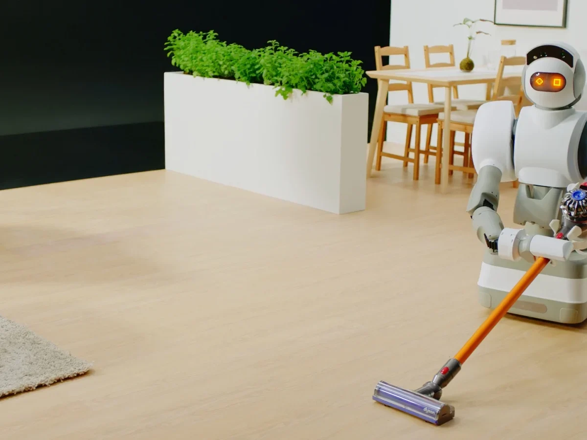 Robo to Clean the House - Is it Worth Buying or Is it a Myth?